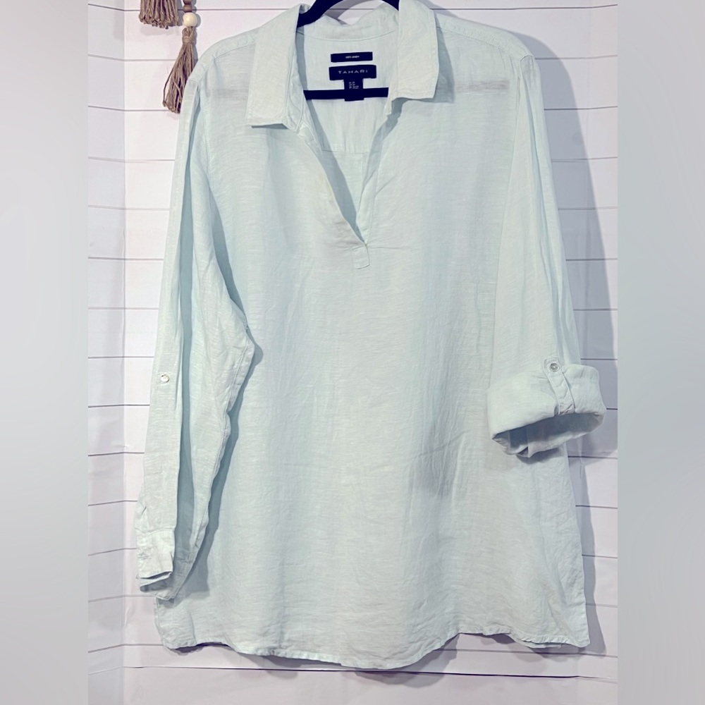 Tahari 2X Light Mint Green Blouse